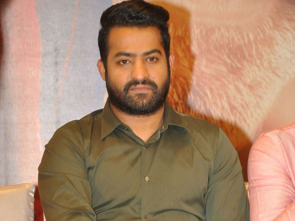 జూనియర్ ఎన్టీఆర్ ఎటువైపు