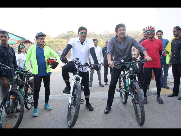 సైకిల్పై కింగ్ నాగార్జున ఈ