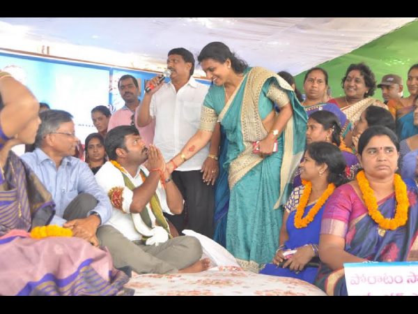 అమర్నాథ్ దీక్షకు రోజా సంఘీభావం