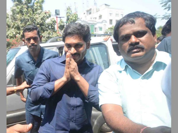 రైల్వే జోన్ కోసం దీక్ష