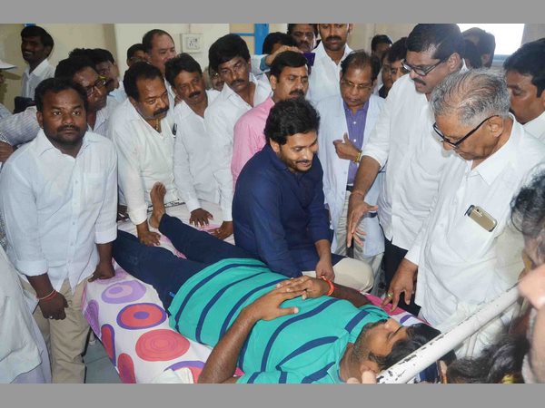 రైల్వే జోన్ కోసం దీక్ష