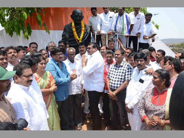 రైల్వే జోన్ కోసం దీక్ష