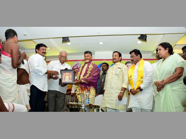 టిడిపిలోకి సుజయ