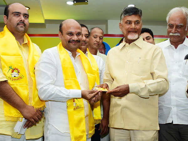 టిడిపిలోకి సుజయ