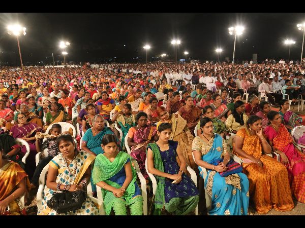 బాబాల ఫైట్