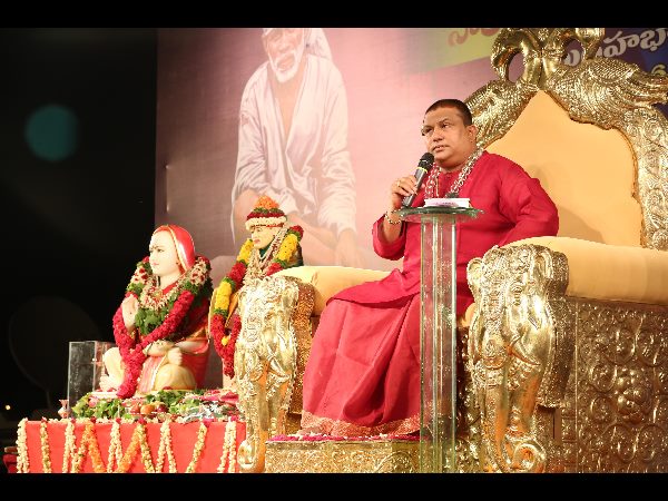 బాబాల ఫైట్