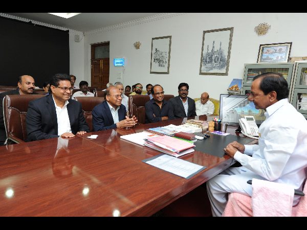 కెసిఆర్కు ఆటా ఆహ్వానం