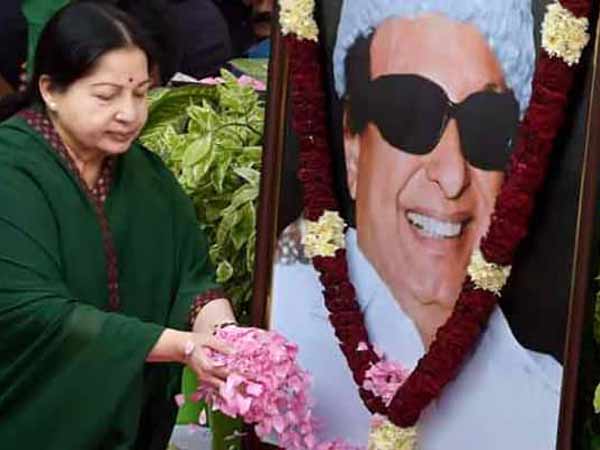 బహుబాషా నటిగా గుర్తింపు