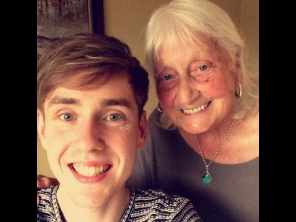 Grandson shares nan's polite Google search Grandson shares nan's polite Google search