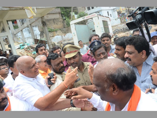 బీజేపీ వ్యతిరేకత, మెట్టుదిగిన చంద్రబాబు ప్రభుత్వం