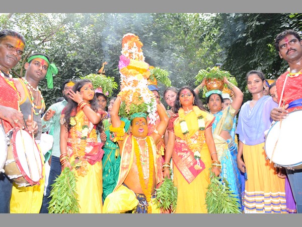 బోనాల సంబరం
