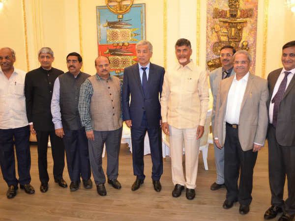కజకిస్తాన్లో బాబు