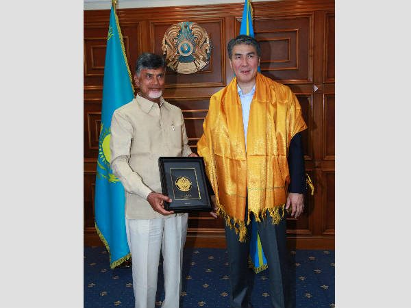 కజకిస్తాన్లో బాబు