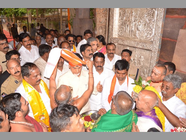 కృష్ణా పుష్కరాలపై సమీక్ష