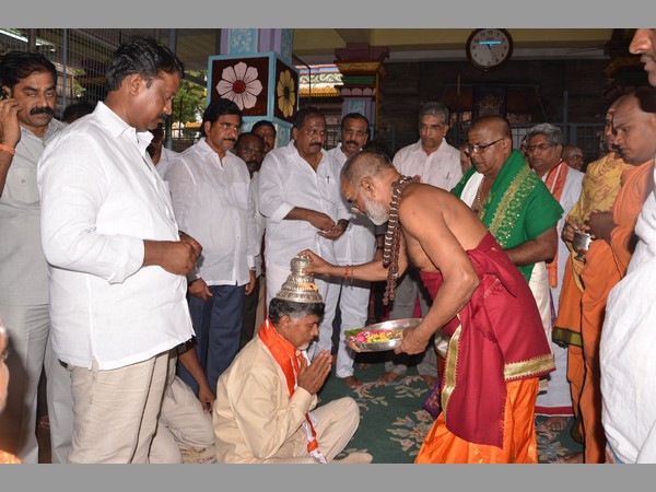 కృష్ణా పుష్కరాలపై సమీక్ష