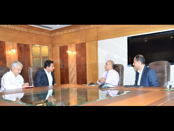 సునీల్ భారతీ మిట్టల్తో కెటిఆర్