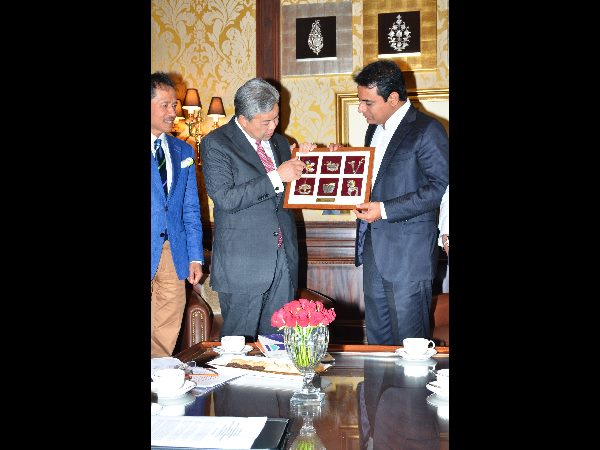 మలేషియా డిప్యూటీ పీఎంతో కెటిఆర్