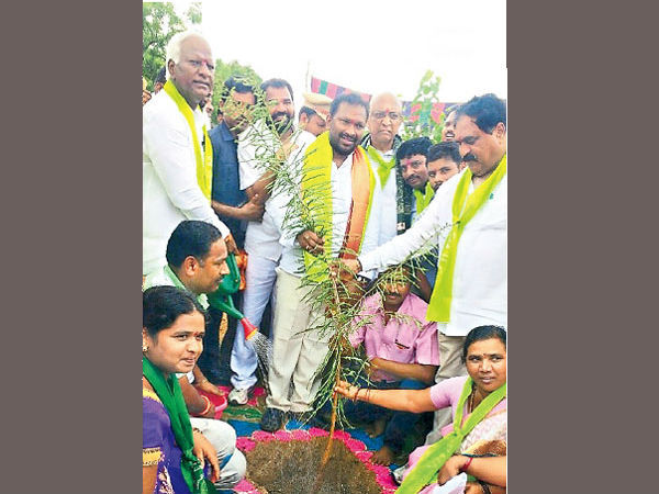 కడియం-ఎర్రబెల్లి