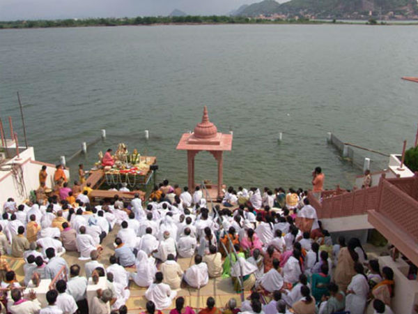 Krishna Puskarams in AP reek of corruption Krishna Puskarams in AP reek of corruption