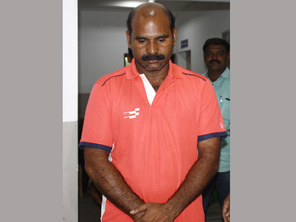 Constable Harassing People In The Name Of Call Money In Hyderabad And Khammam Constable Harassing People In The Name Of Call Money In Hyderabad And Khammam