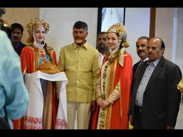 chandrababu bats for Russian cooperation chandrababu bats for Russian cooperation