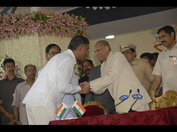Governor Narasimhan praises Harish Rao Governor Narasimhan praises Harish Rao