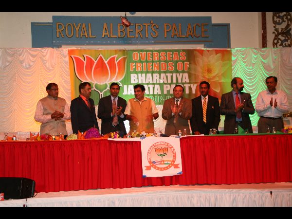 Union Minister Nitin Gadkari Attends Meet And Greet Program In New Jersey Union Minister Nitin Gadkari Attends Meet And Greet Program In New Jersey