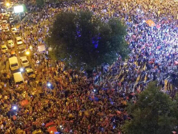Turkey military coup: Army says it seized control; people take to streets Turkey military coup: Army says it seized control; people take to streets