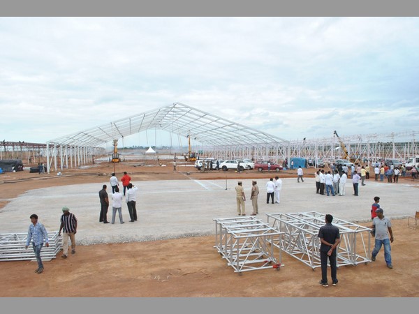 మోడీ రాక కోసం ఏర్పాట్లు