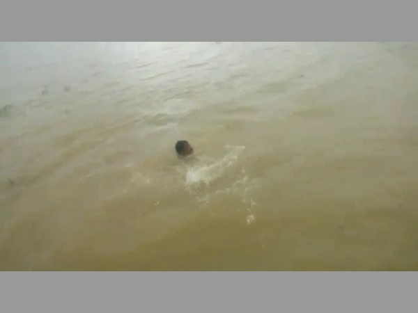 చెరువులో దూకి మృతి