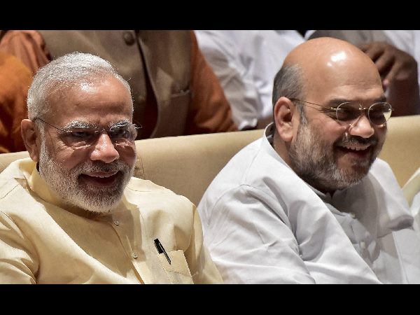 ఏదో ఒకటి తేల్చేద్దాం, నిధులకు బదులు హోదా: జైట్లీతో అమిత్ షా