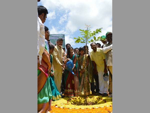 కుప్పంలో చంద్రబాబు