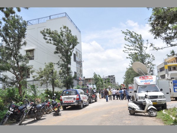 నయీం కేసు విచారణకు సిట్
