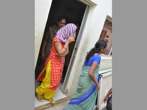నయీం భాషలో కోకోనట్ ఎవరు?: ఆర్ధిక లావాదేవీల్లో ఆమె కీలకం