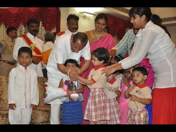మంచి పద్ధతి కాదు: మీడియాకు గవర్నర్ చురకలు