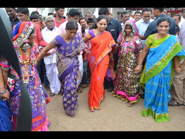 ఈ-ట్రేడింగ్ మార్కెట్ ద్వారా లాభాలు