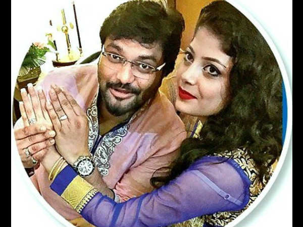 Babul Supriyo and Rachna Sharma tie the knot with PM Modi in attendance Babul Supriyo and Rachna Sharma tie the knot with PM Modi in attendance