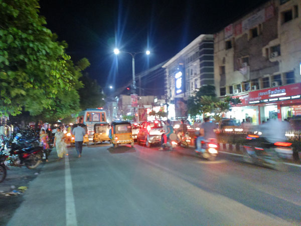 Minister son hulchul in front of ladies hostel at guntur Minister son hulchul in front of ladies hostel at guntur