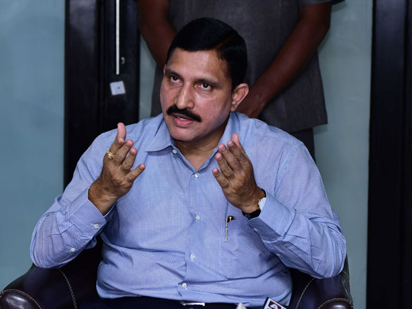పవన్ తప్పుదోవ పట్టించరని నమ్మకం