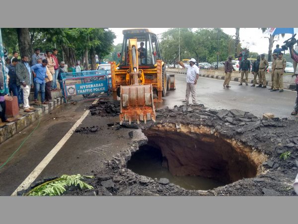 పూడ్చివేత దృశ్యం