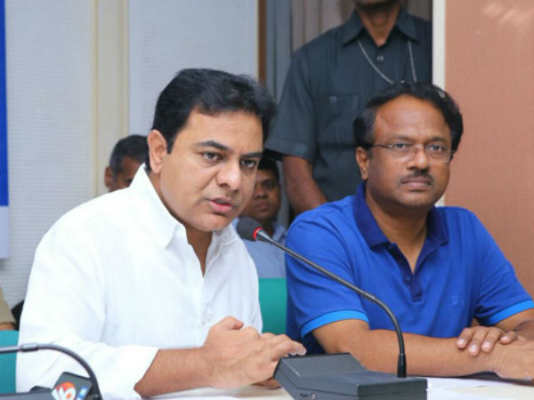మంత్రి కేటీఆర్ సమీక్ష