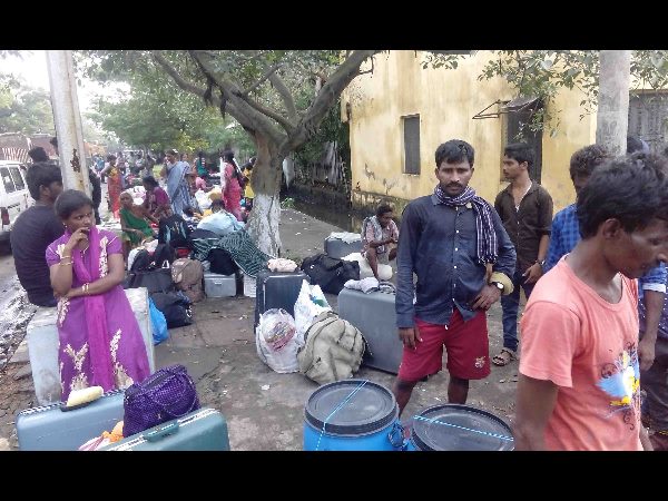 మరమ్మతులు కాకపోవడం..