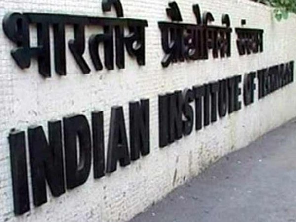 70% of IIT-B students skip daily bath, 40% wish to live on with pals 70% of IIT-B students skip daily bath, 40% wish to live on with pals