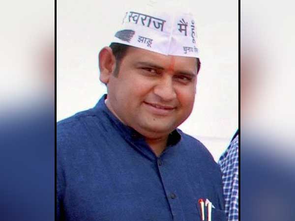 Sex scandal : police attack on sandeep kumar house Sex scandal : police attack on sandeep kumar house
