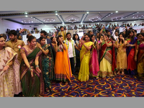 విశ్వవ్యాప్తం