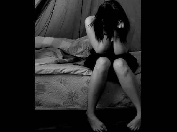 Software engineer blackmailed his girlfriend Software engineer blackmailed his girlfriend