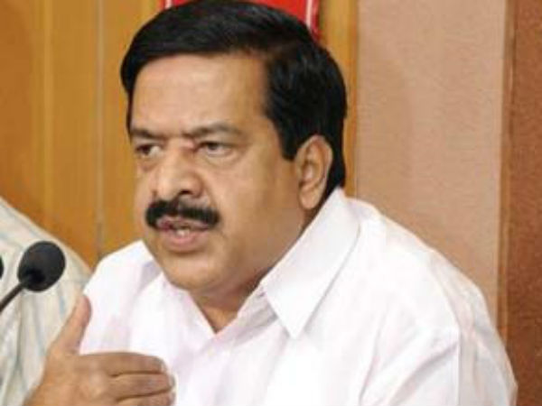 Kerala Congress lesder Ramesh calls Maneka Gandhi a hypocrite Kerala Congress lesder Ramesh calls Maneka Gandhi a hypocrite