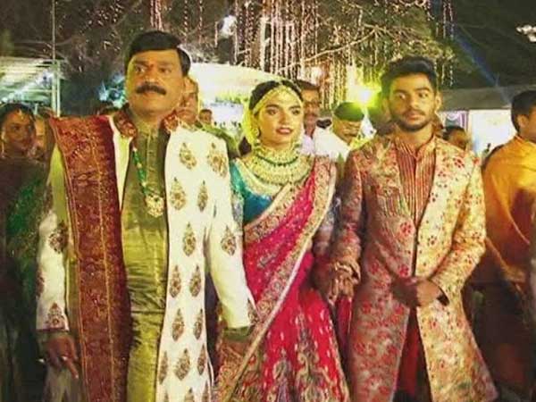 అక్కడి నుంచి ఇక్కడి వచ్చాను