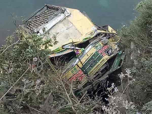 bus accident bus accident