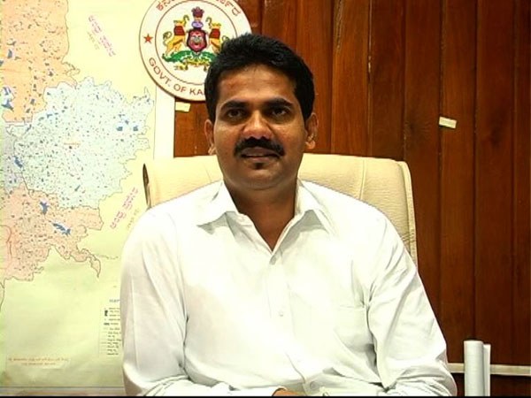 IAS D K Ravi had committed suicide due to personal reasons the CBI filed a closure report IAS D K Ravi had committed suicide due to personal reasons the CBI filed a closure report
